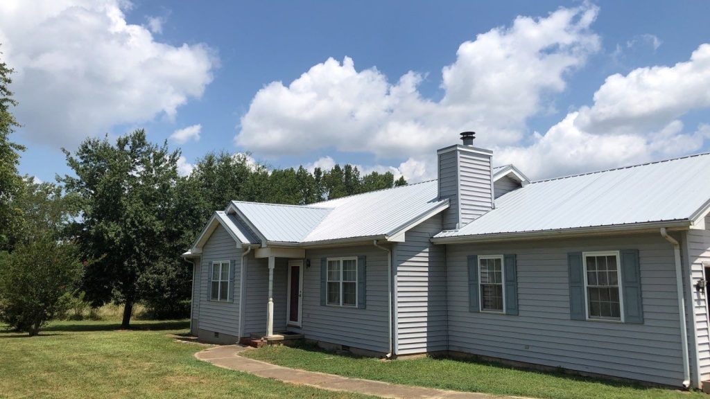 MLW Replaces Shingle Roof with a New Metal Roof in Danielsville GA